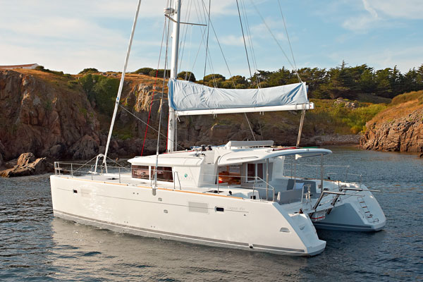 Lagoon 450双体帆船