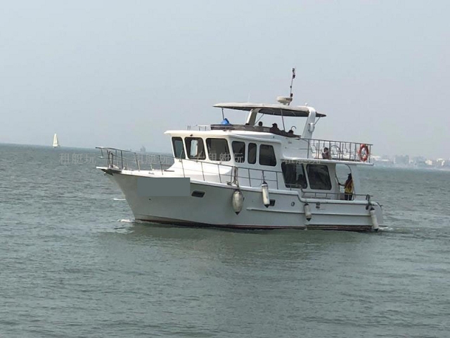 53飛橋尺游艇 53飛橋尺游艇