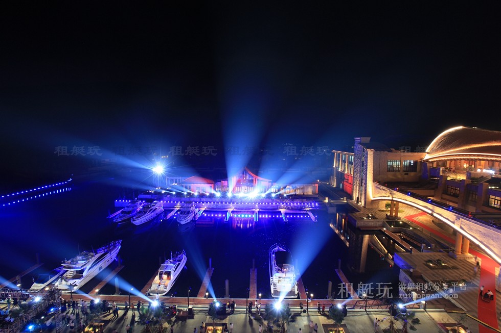 三亞亞龍灣游艇會碼頭 三亞亞龍灣游艇會碼頭