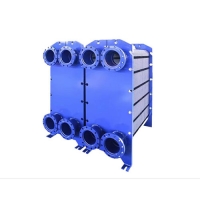 熱交換器在工程領域中的發(fā)展方向及前景是怎樣的?熱交換器是一種用于傳熱的設備， 主要用于工業(yè)領域中的蒸汽和流體的加熱、 冷和， 回收等工藝過程中。 隨著工程技術的不斷發(fā)展和應用需求的增 加，熱交換器也在不斷進步和改進。本文將從四個方面來探討熱交換器在工程領域中的發(fā)展方向及前景。 提高傳熱效率 傳熱效率是衡量熱交換器性能的重要指標之一。目前，熱交換器的傳熱效率已經達到很高水平，但在工程應用中仍然存在一定的提升空間。未來的 發(fā)展方向之一，是通過改進傳熱介質的流動方式和傳熱表面的結構設計，進一步提高熱交換器的傳熱