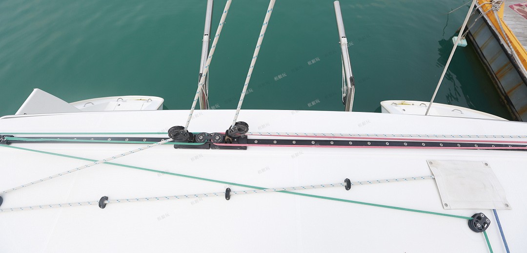 法國藍高50英尺 法國藍高50英尺