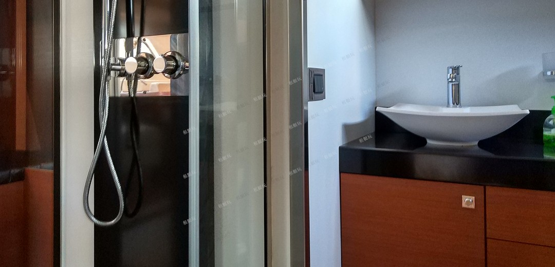 亞諾550動(dòng)力艇 亞諾550動(dòng)力艇