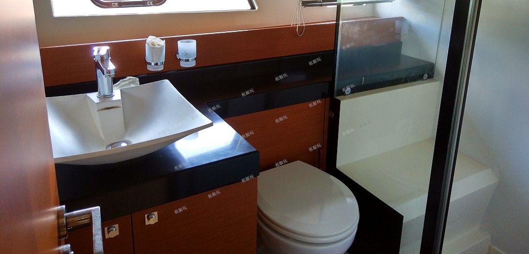 亞諾550動(dòng)力艇 亞諾550動(dòng)力艇