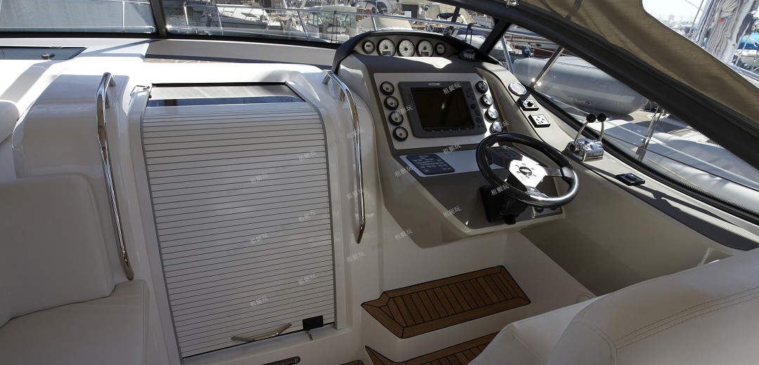 德國巴伐利亞46尺運(yùn)動(dòng)游艇 德國巴伐利亞46尺運(yùn)動(dòng)游艇