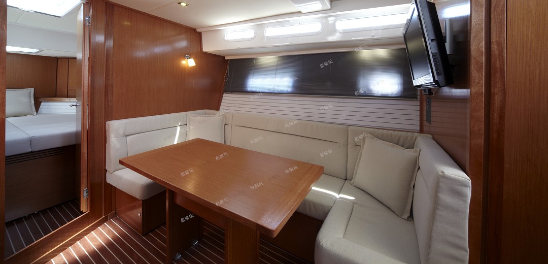 德國巴伐利亞46尺運(yùn)動(dòng)游艇 德國巴伐利亞46尺運(yùn)動(dòng)游艇